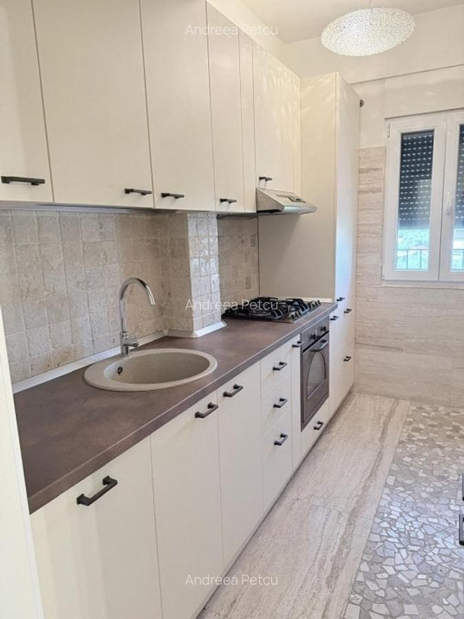 Apartament cu 3 camere decomandat, mobilat în Băneasa - 6