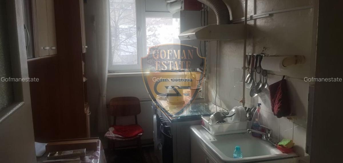 2 cam Constanta la 150m de City Mall, circular, et 3 / 4, balcon, centrala gaze - 5 2 cam Constanta la 150m de City Mall, circular, et 3 / 4, balcon, centrala gaze - 5