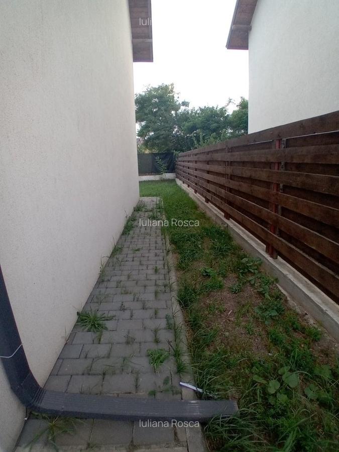 Casă cu 4 camere în Valea Adâncă - 28