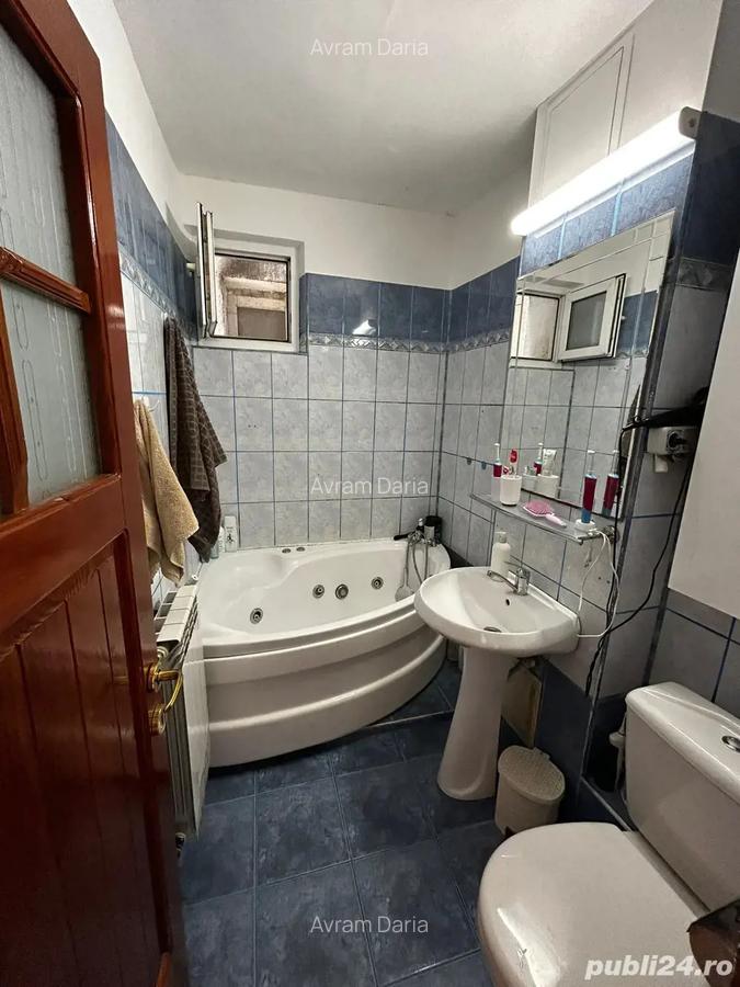 Inchiriez apartament cu 3 camere - 2