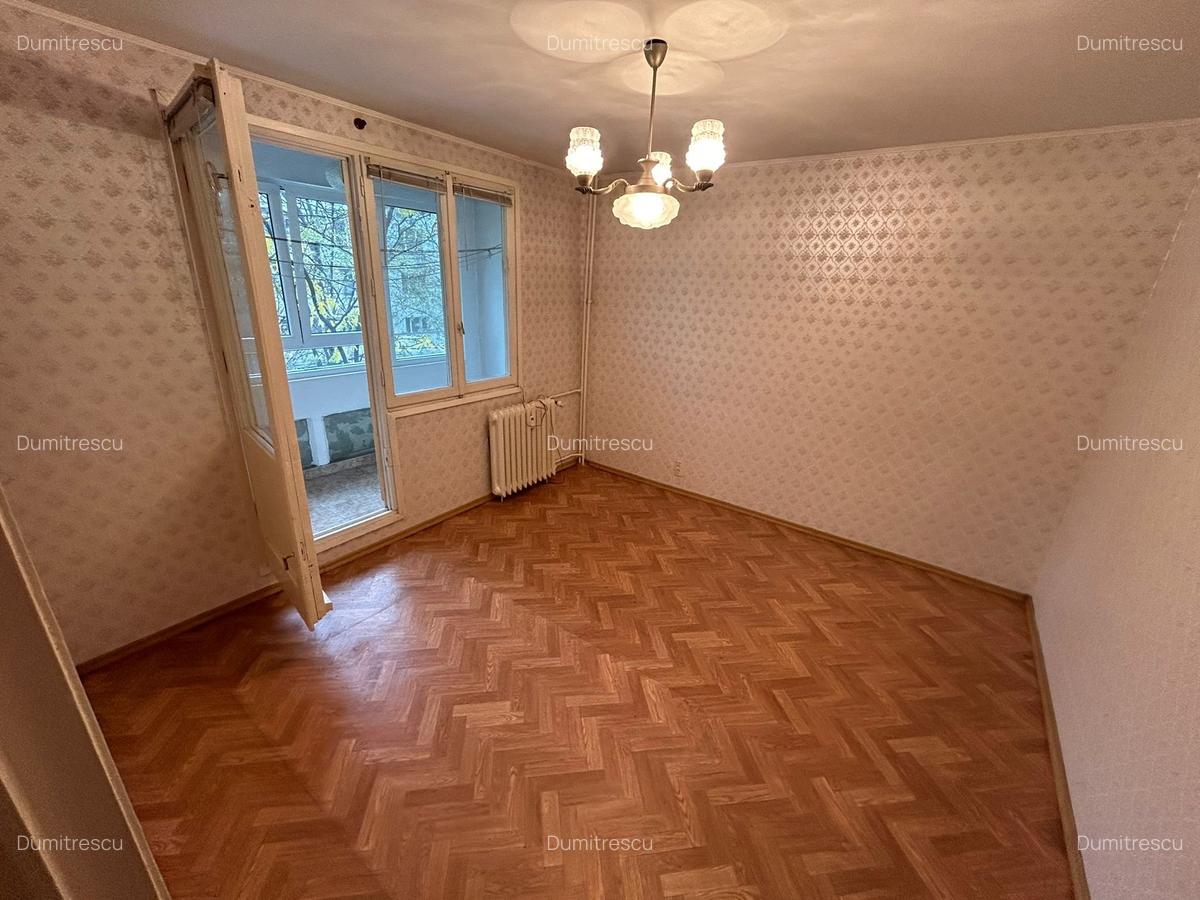 Titan Ozana 4 Camere Etaj 2 Bloc 1974 Reabilitat 2 Grupuri Sanitare 15Min Metrou - 1