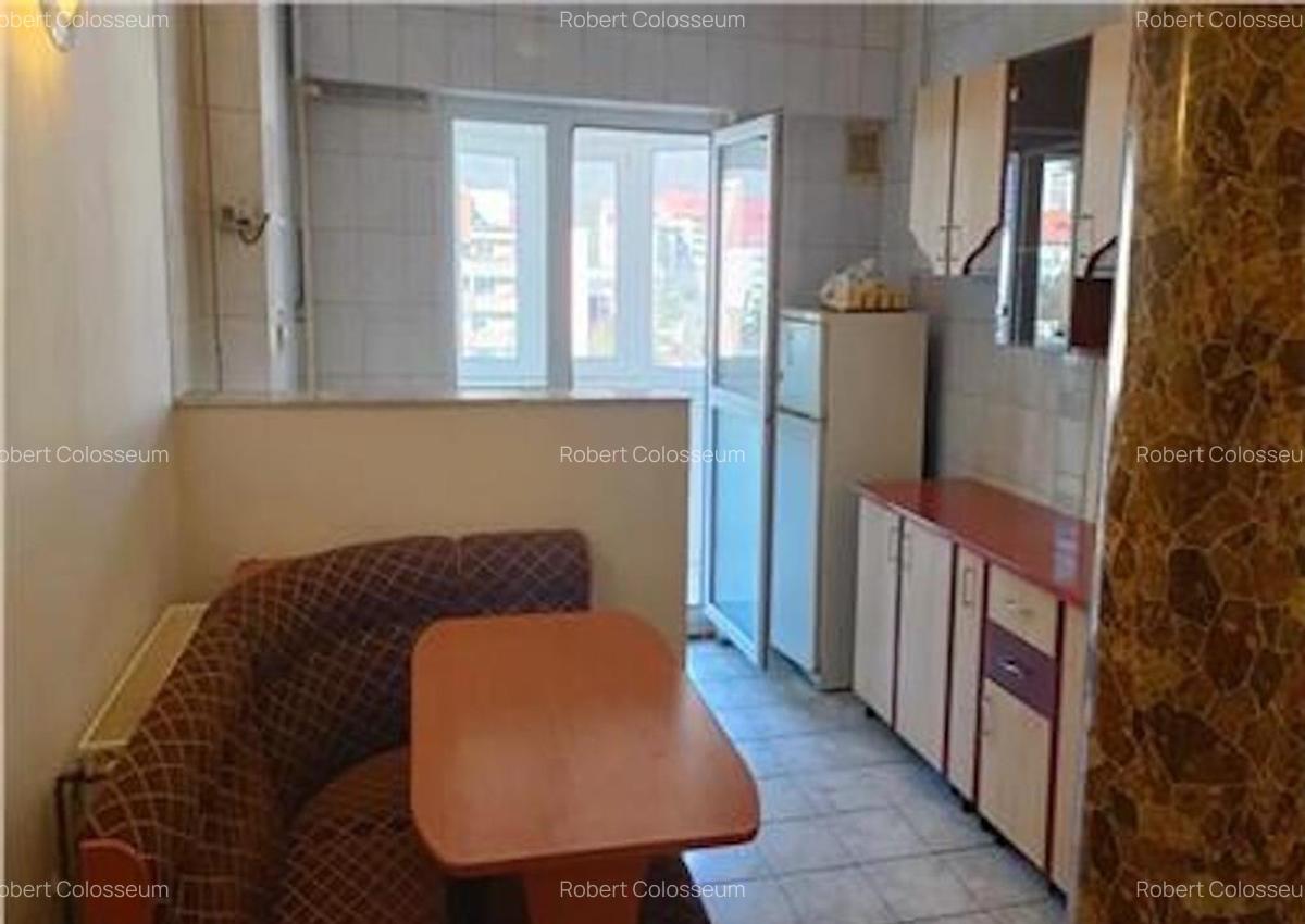 Apartament cu 2 camere, decomandat - zona Racadau - 4