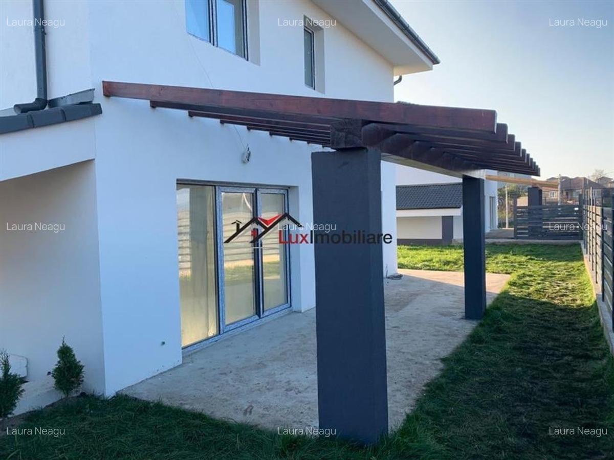 Casa 4 camere in Dezmir, suprafata utila 120 mp, curte libera 300 mp. - 2