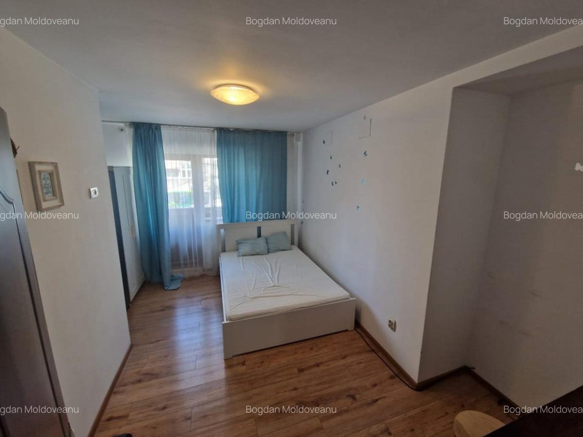 Apartament cu 3 camere decomandat în Gara de Nord - 2