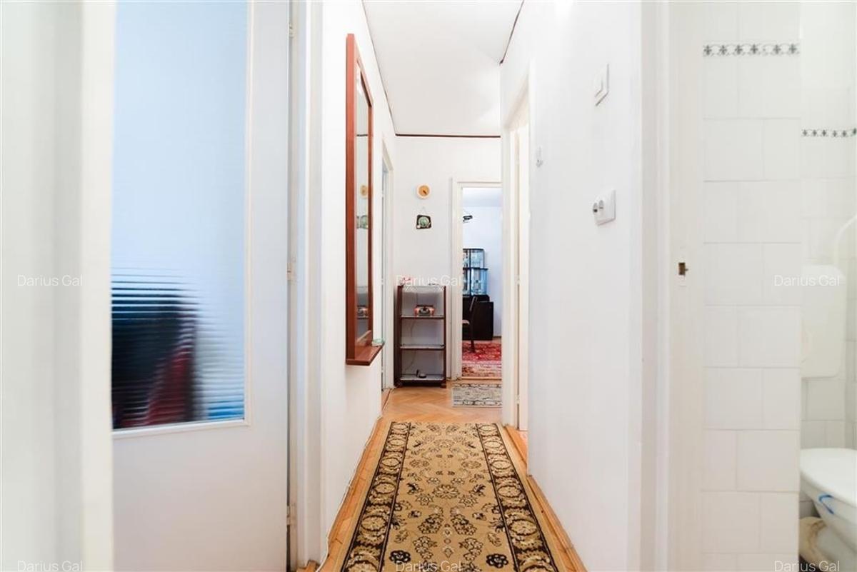 Apartament cu 3 camere decomandat în Sânmartin - 16