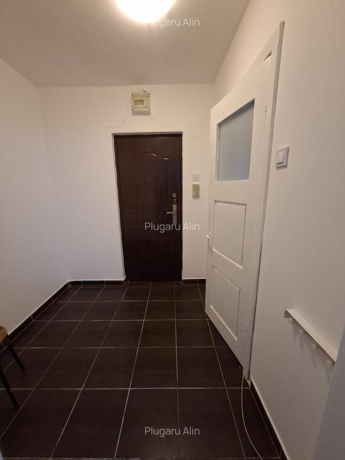 Obor,Mihai Bravu langa Primaria Sectorului 2 - 12