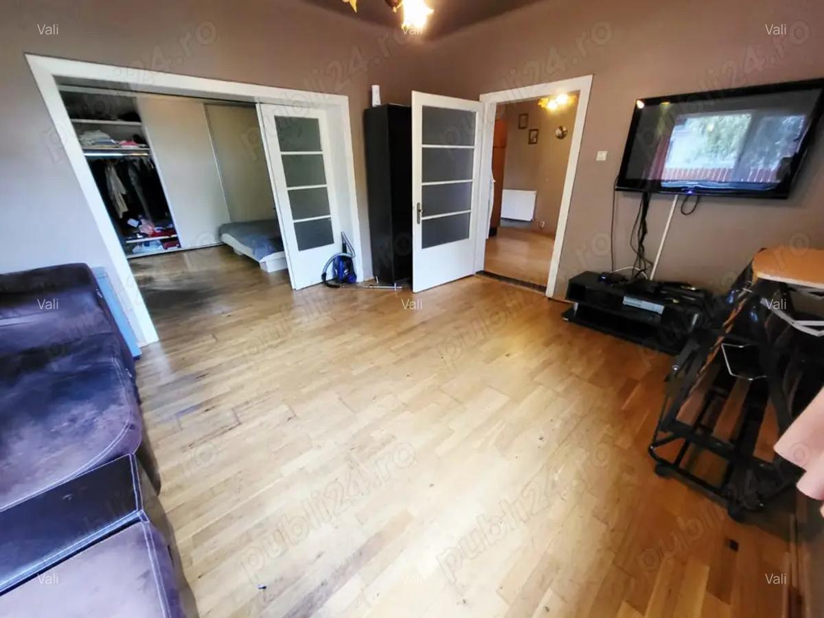 *PROPRIETAR*Casa 3 camere*Bucatarie+Baie+Beci*Sud*Democratiei*Piata Anton* - 3