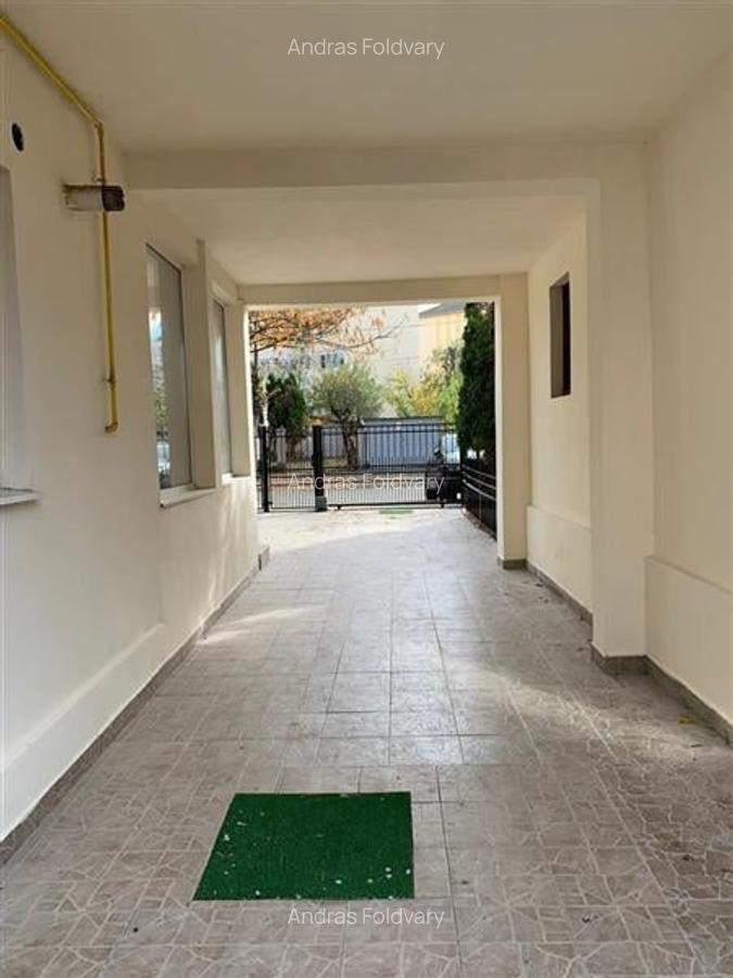 Casă cu 20 camere în Complex Studențesc - 15