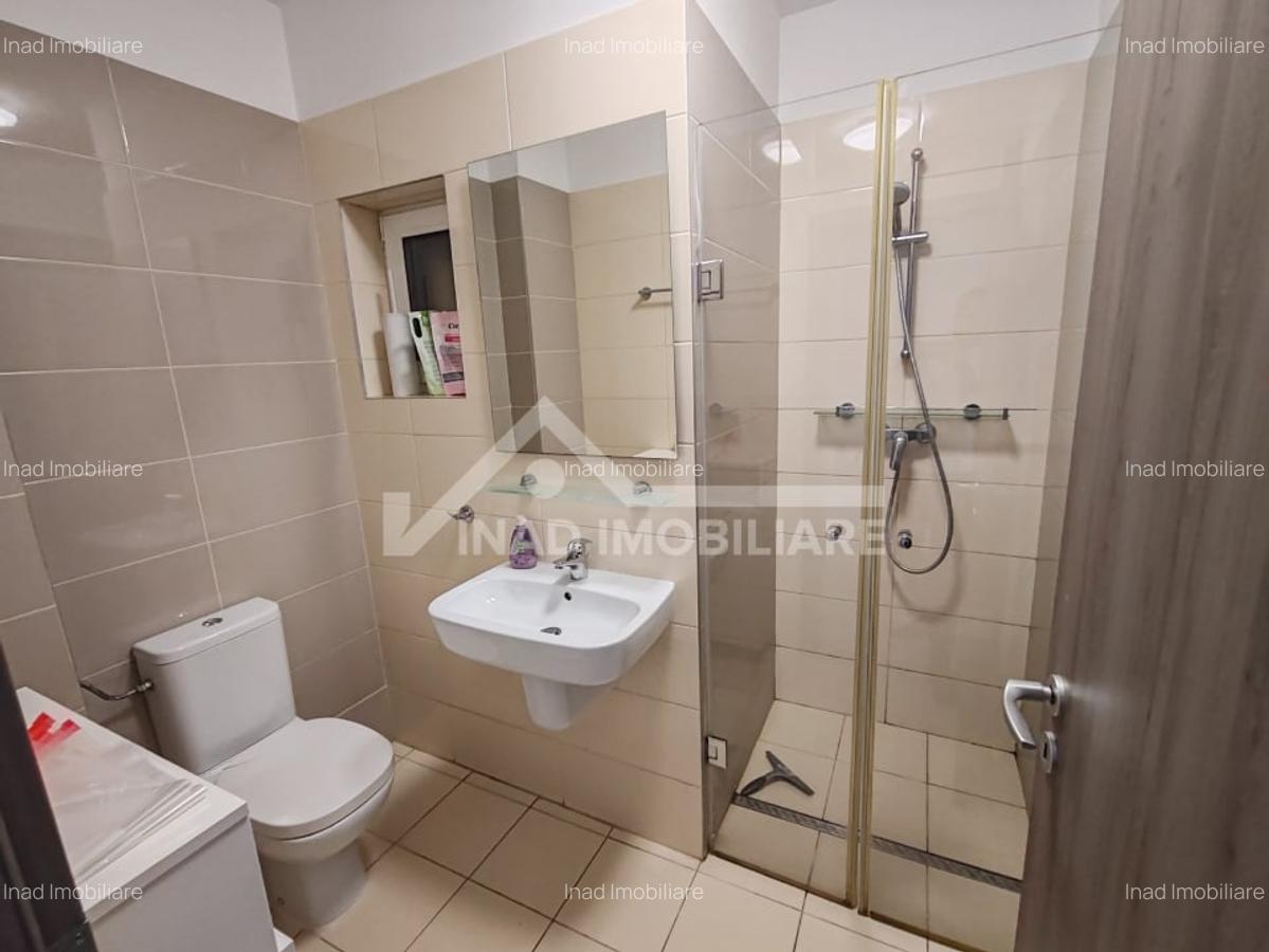 Apartament cu 3 camere, 2, bai, balcon si terasa, Str. Constanta - 11