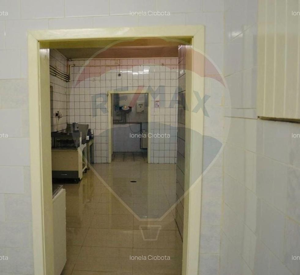 Spatiu comercial de vanzare in Bod - 11
