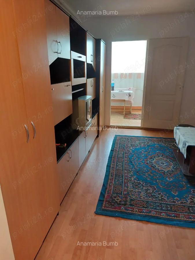 Inchiriez garsoniera - 7