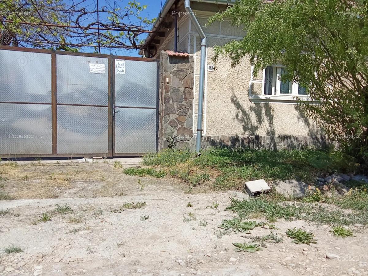 La 36 km de Oradea vindem 2 casu?e cu gradina - 5
