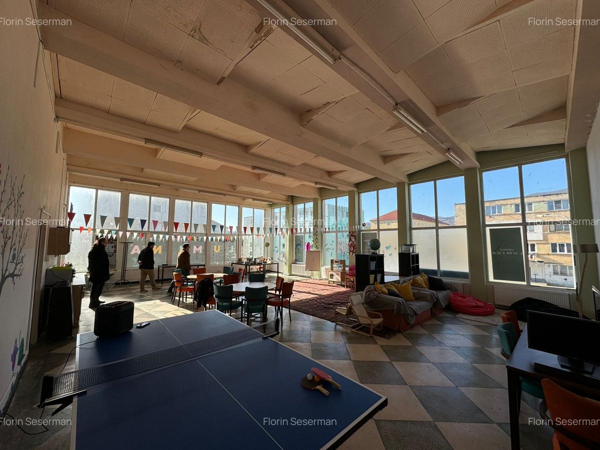 Mega spațiu comercial de vănzare/închiriere în Codlea - 12