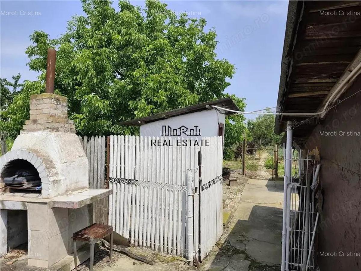 Proprietate spatioasa de vanzare in Gaesti, Dambovita - ideala pentru locuit sau agropensiune - 18