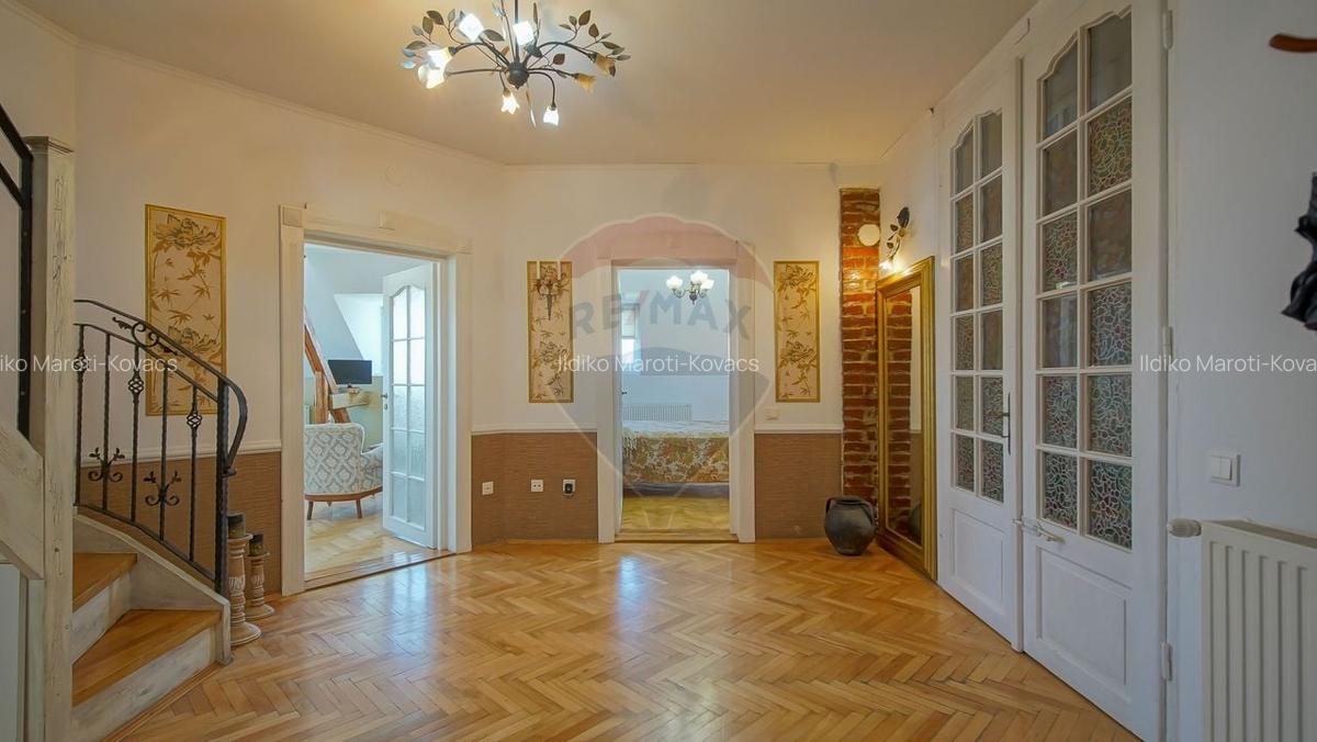 Apartament cu 5 camere decomandat, mobilat în Centrul Istoric - 9