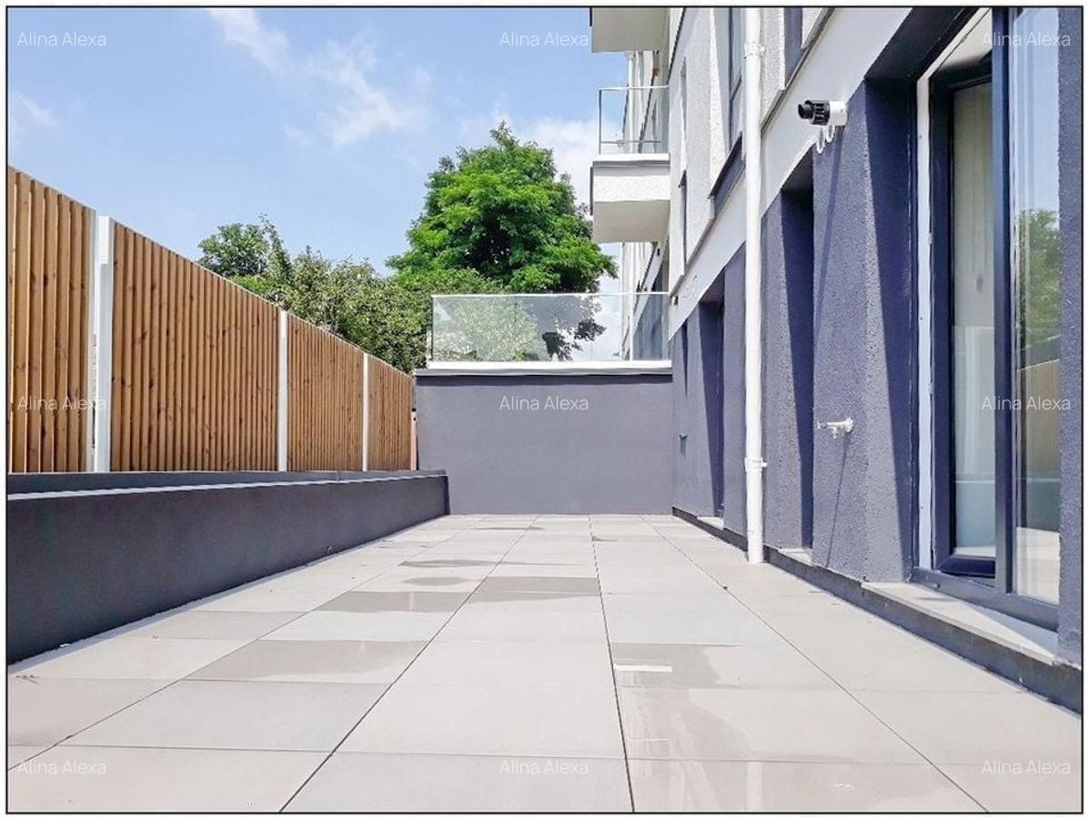Apartament cu 3 camere decomandat în Brașovul Vechi - 1
