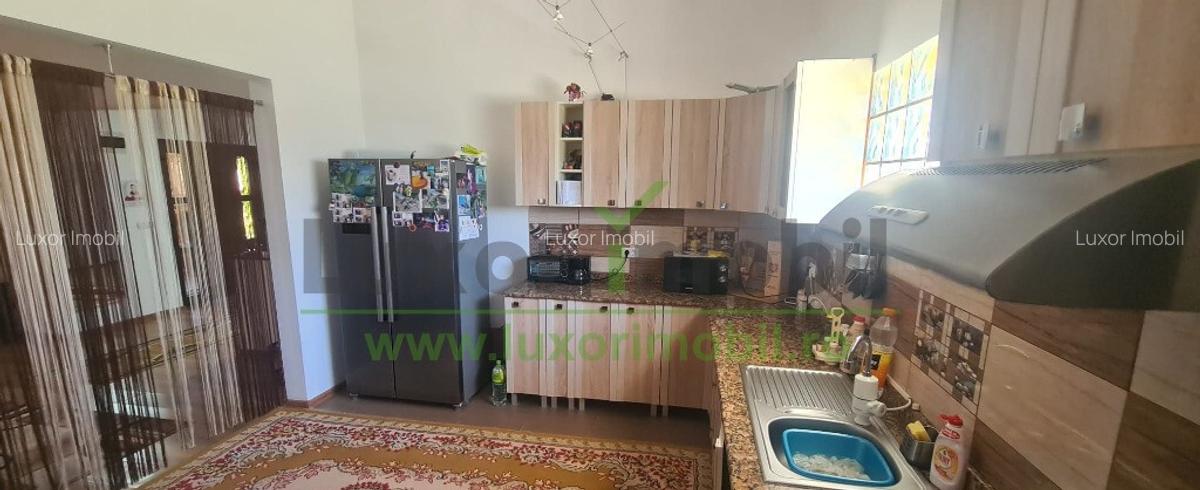 Casa solida la ?osea Voinesti, Ia?i | 3 camere | 684 mp teren | gaz, - 14