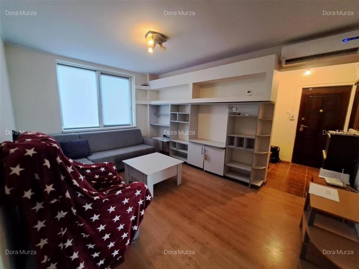 Apartament cu 4 camere decomandat în Central - 18