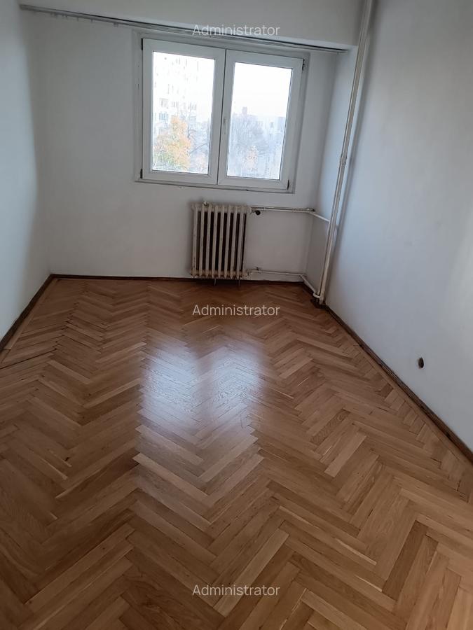Apartament cu 4 camere decomandat în Drumul Taberei - 7