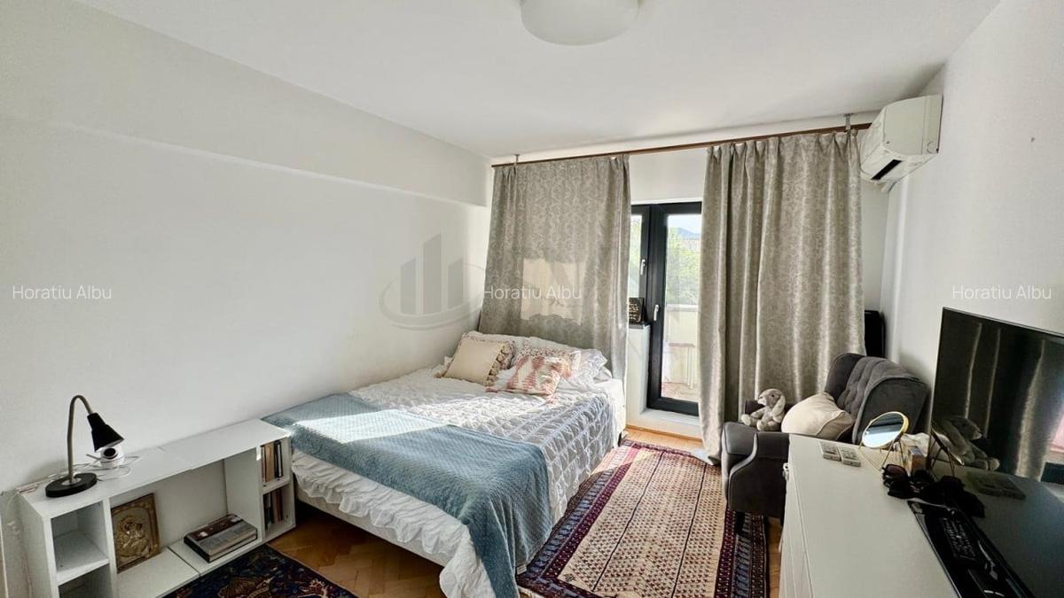 Apartament cu 3 camere decomandat în Splaiul Unirii - 3