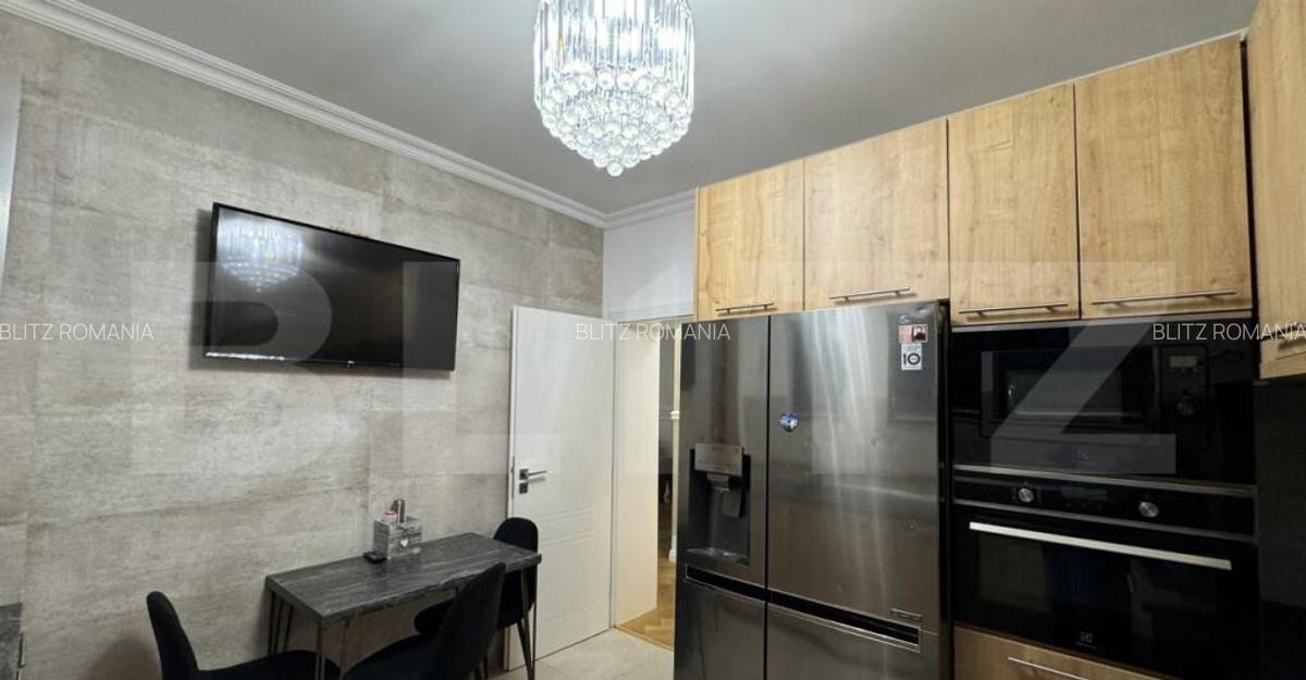 Apartament de 4 camere pe 2 niveluri, curte, 2 locuri de par - 12