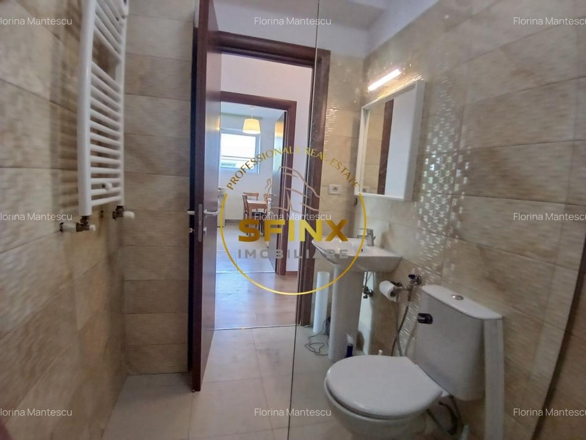 View to lake, large terrace, parking and storage, swimming pool, pet friendly - 8