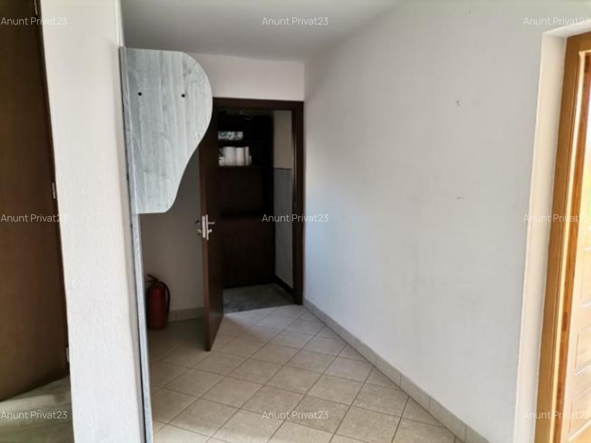 Vând casă P+1 446mp în Ocoliș, Maramureș, teren 1000mp - 5