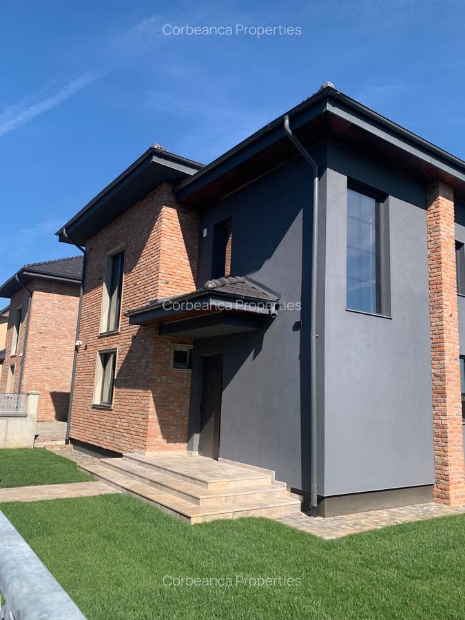 Vila Oslo, 5 camere, arhitectura deosebita, la Nord de Paradisul Verde - 2