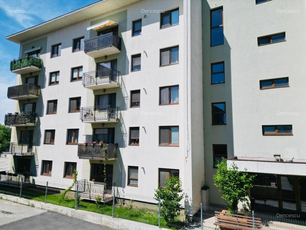 Apartament cu 2 camere decomandat în Tractorul - 10