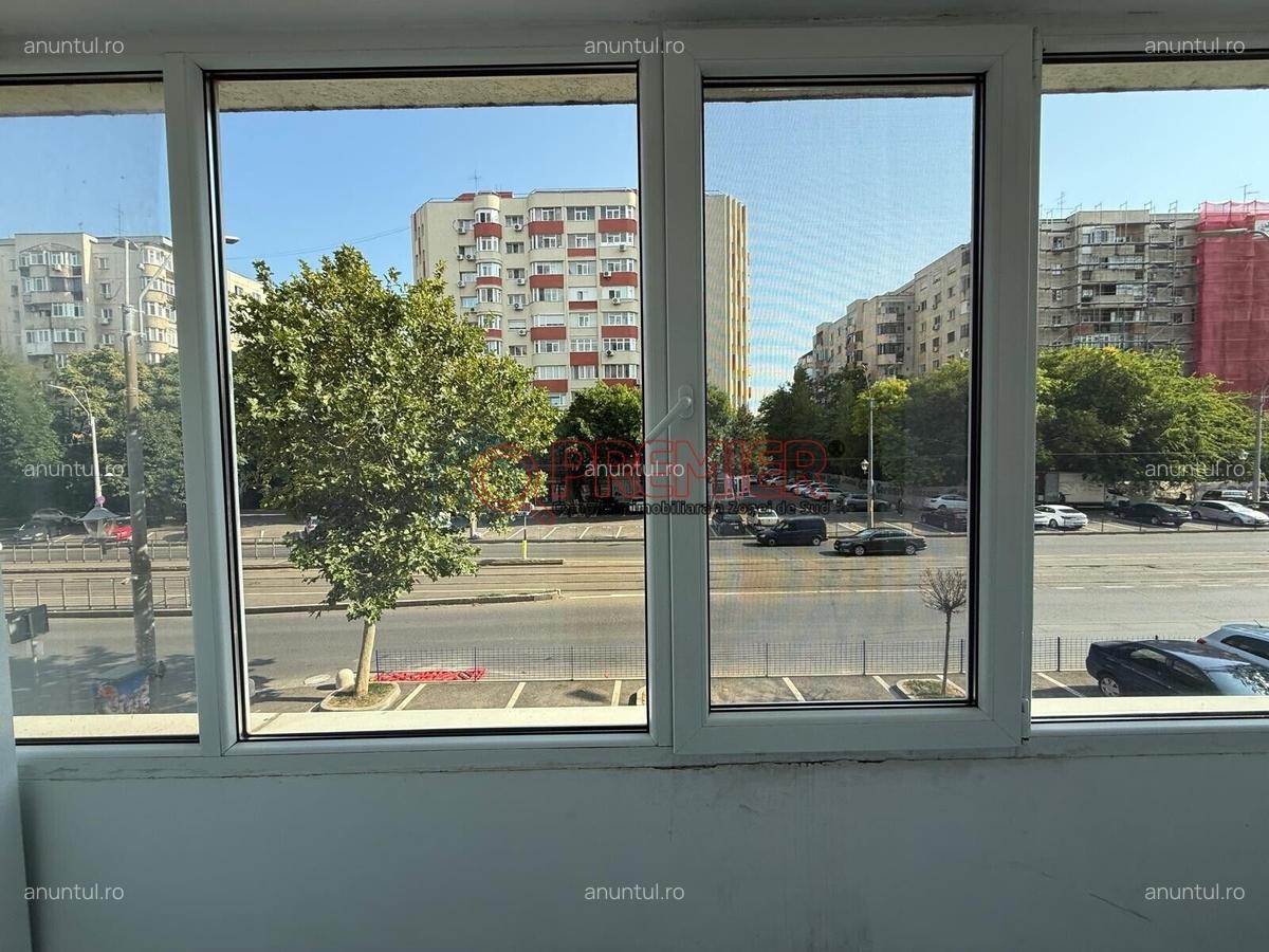 Piata Sudului, metrou, 2 camere bloc 1987, et. 1, nou - 1
