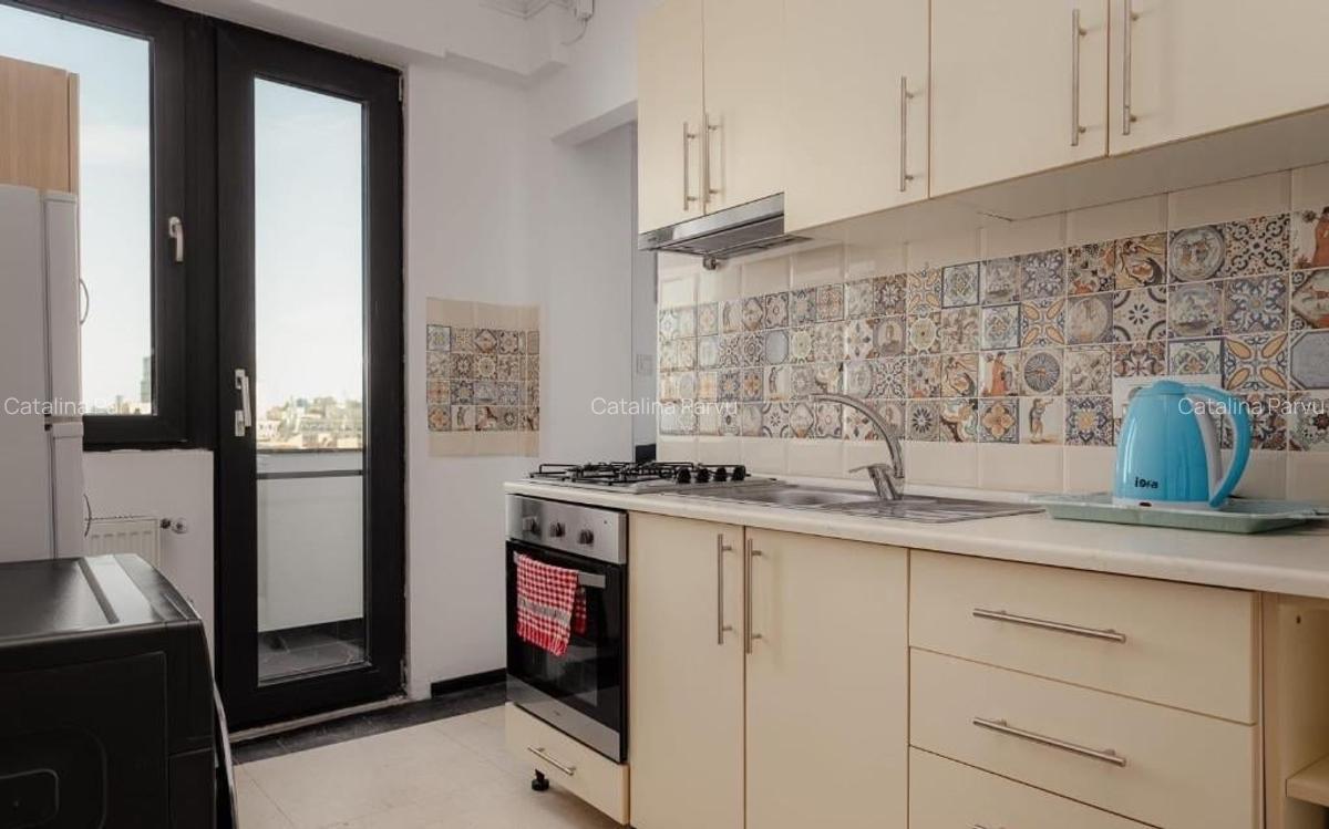 Apartament cu 3 camere decomandat, mobilat în Universitate - 6