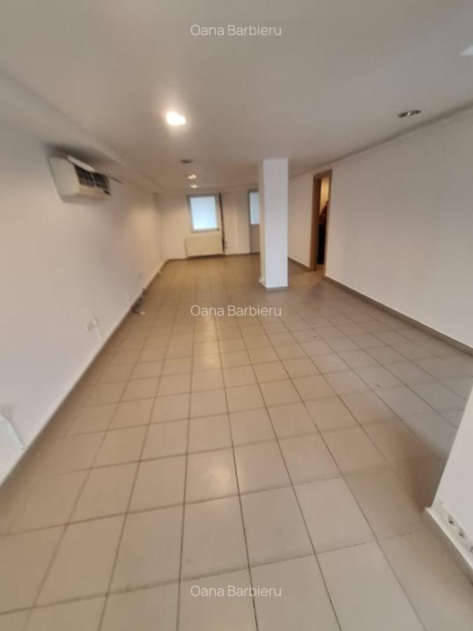 Delfinariu, cladire P+1 , spatiu depozitare 126 mp., curte 463 mp. - 14