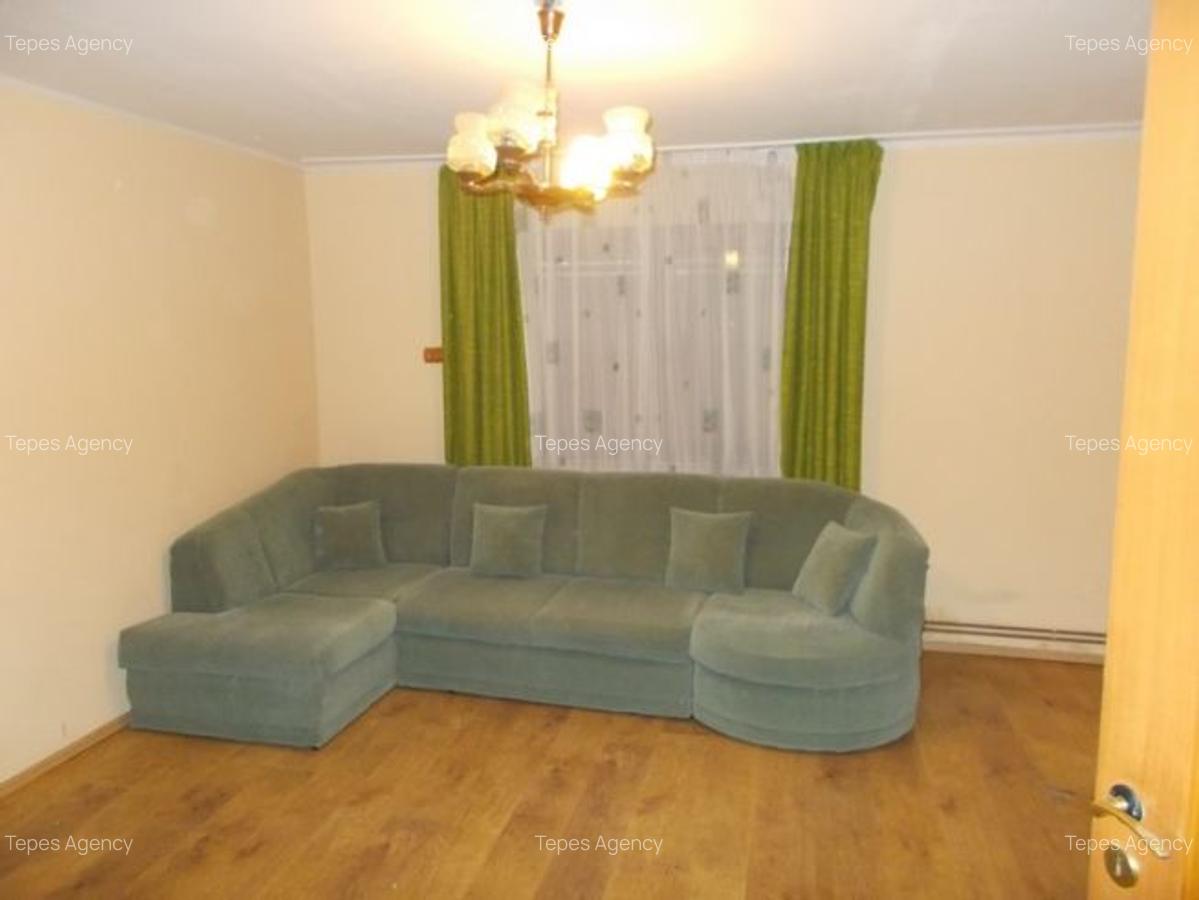 Casa, Timisoara, zona Aleea Ghirodei, 3 camere, 360 mp teren - 1