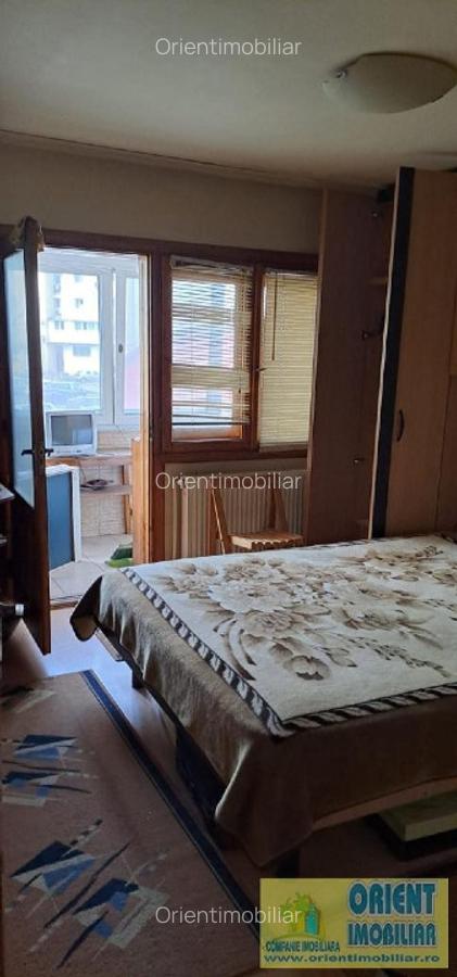 Poarta 6, decomandat, 3 camere, etaj 1, vanzari Constanta - 10