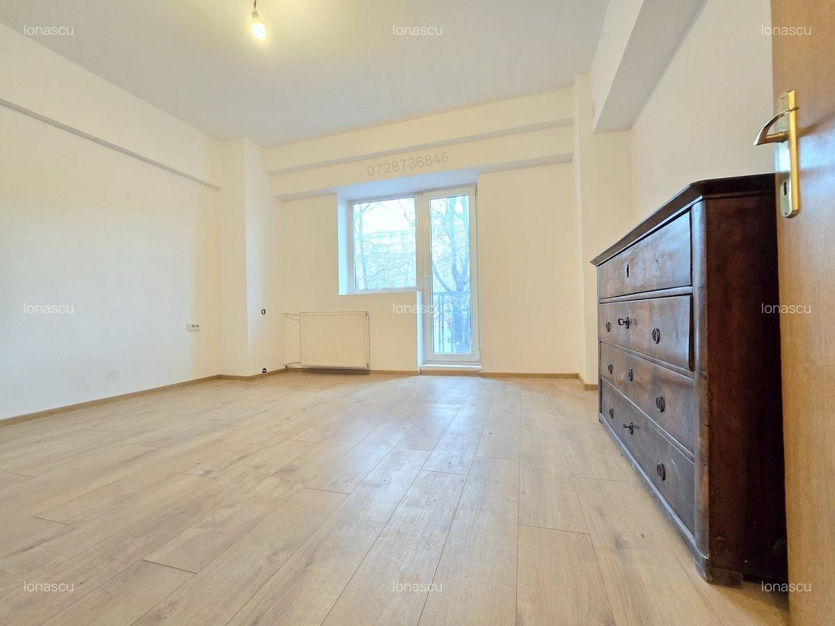 Unirii - Fantani, Casa Poporului, etaj 1, decomandat - 1