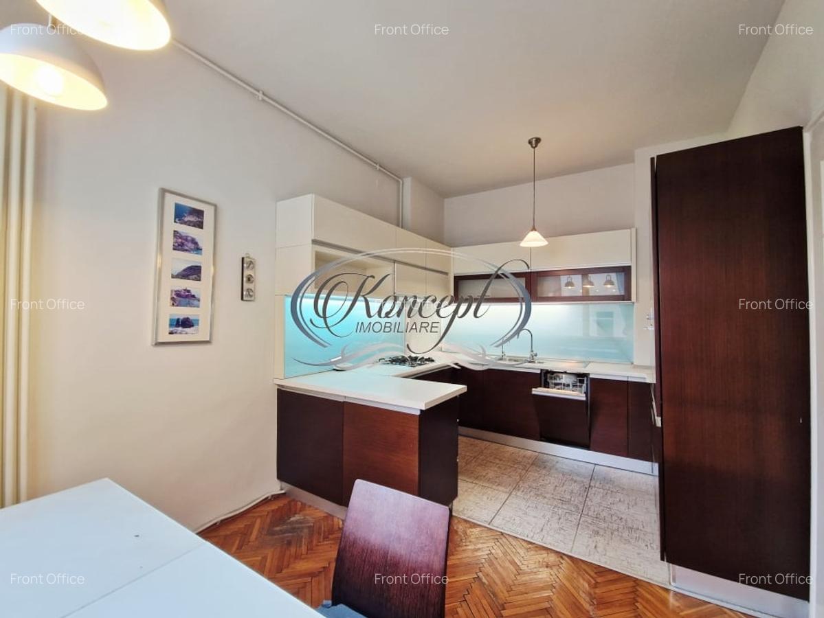 Apartament spatios cu garaj, renovat complet, zona hotel Napoca - 8