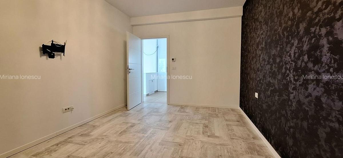 Casă cu 3 camere în Dumbrăvița - 22