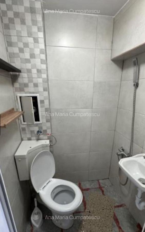 Garsonieră zona Poarta 6 semimobilat utilată 20 mp - 2 Garsonieră zona Poarta 6 semimobilat utilată 20 mp - 2