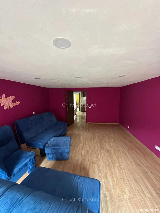 Vand casa in floresti - 1