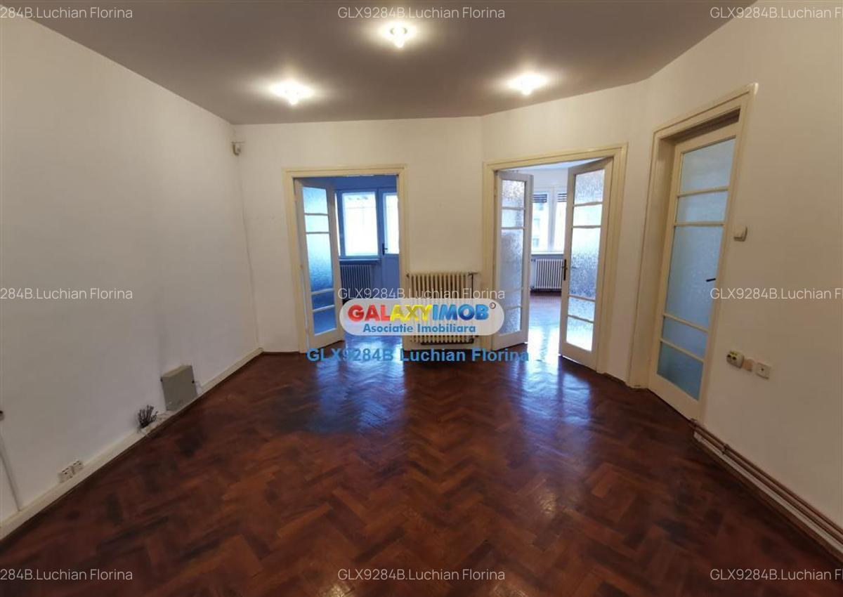 Apartament 3 camere, decomandat, boxa I Occidentului - 1