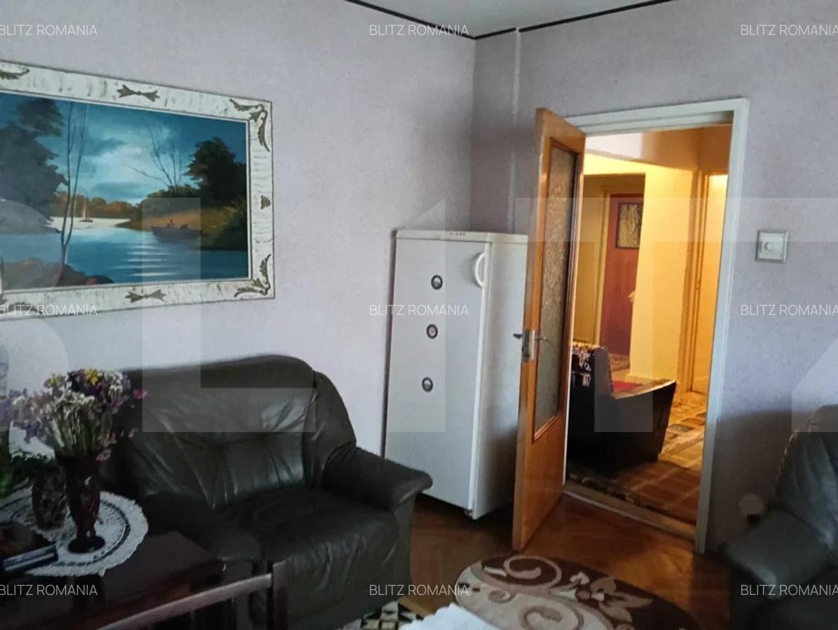 Apartament spatios, 78 mp, decomandat, etaj 1–cu parcare concesionata Botosan - 2