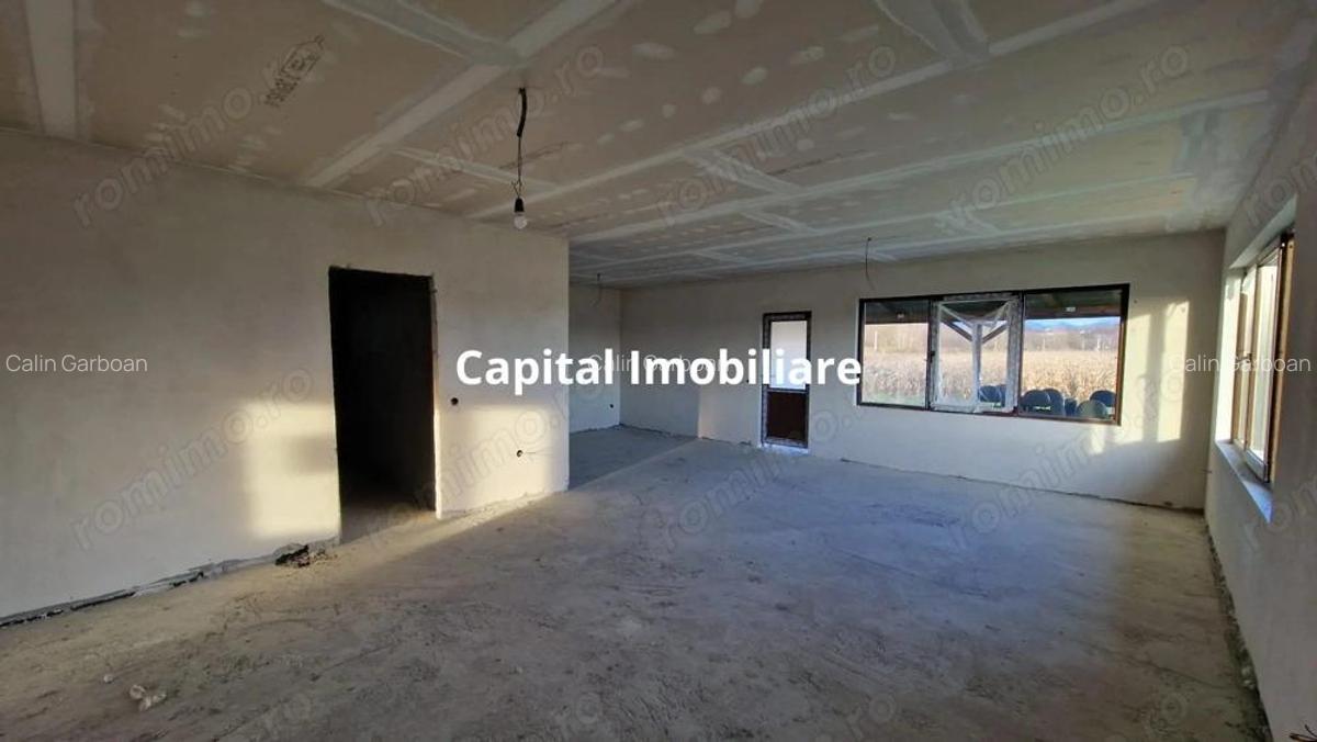 Casa de vanzare, Catalina, 3 dormitoare, 9 ari Comision 0% - 12