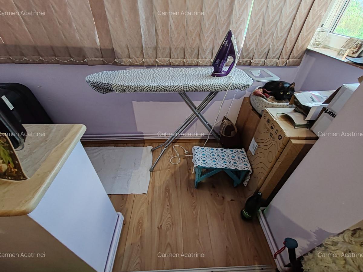 Apartament cu 3 camere decomandat în Răcădău - 9