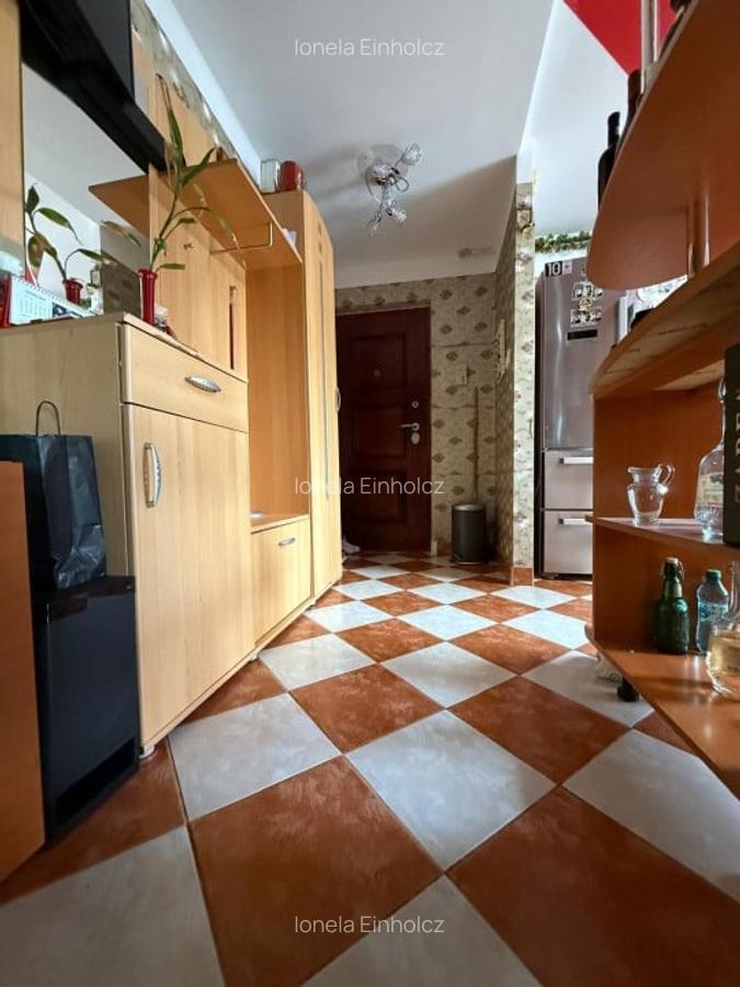 Apartement spatios, 2 camere, semidecomandat, 56 mp - zona Soarelui - 6
