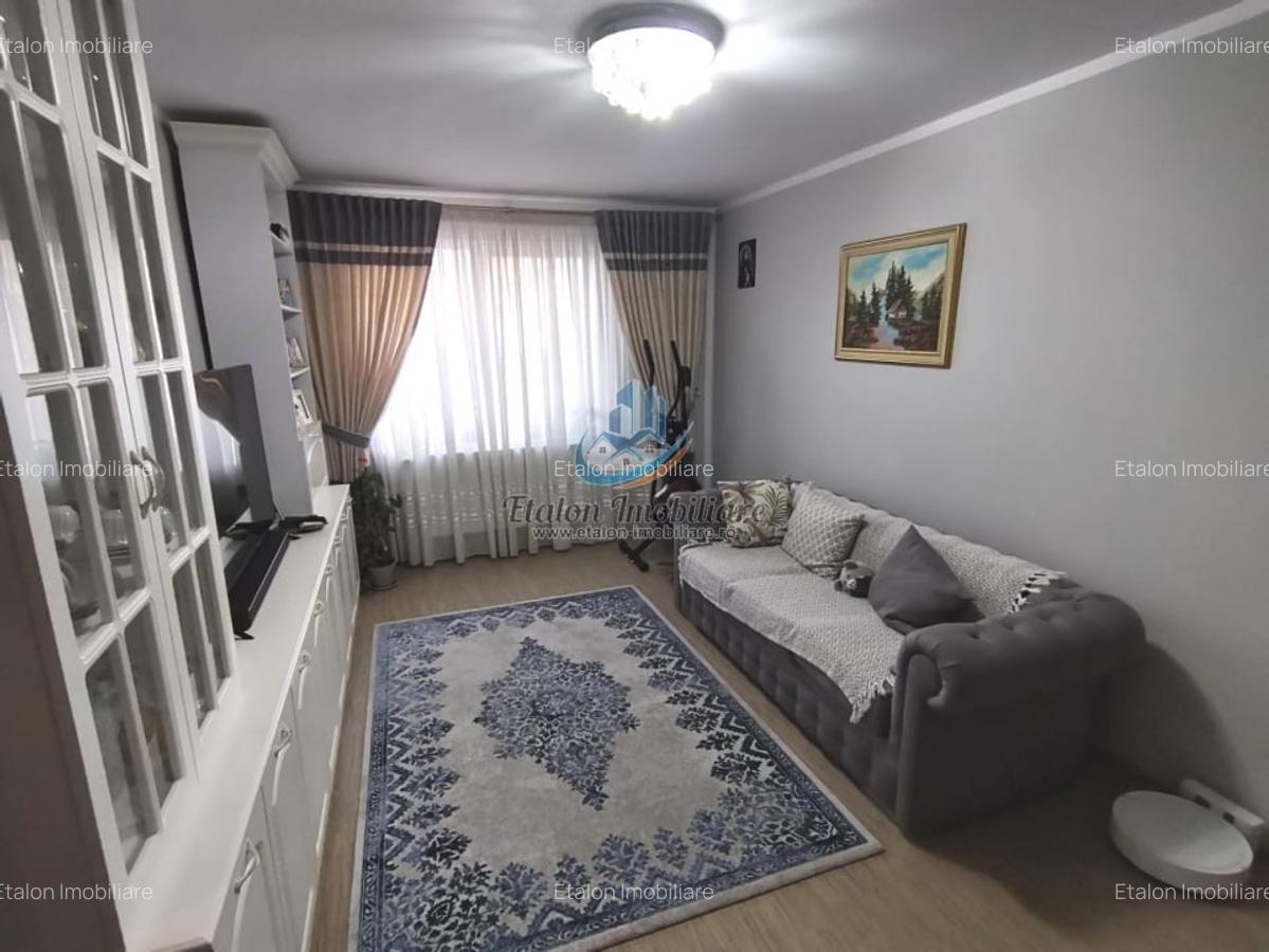 Apartament 3 camere semidecomandat, etaj 2, Darmanesti - 1