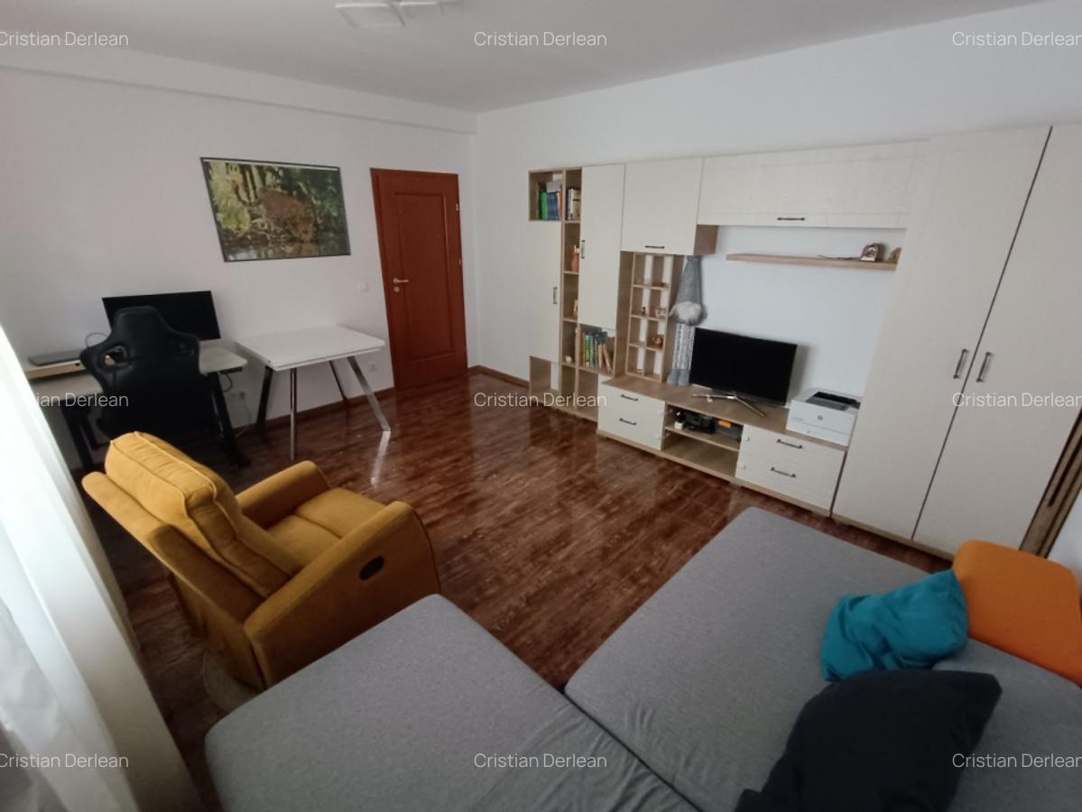 Bloc Nou/Girocului - Apartament decomandat cu 2 camere - 4