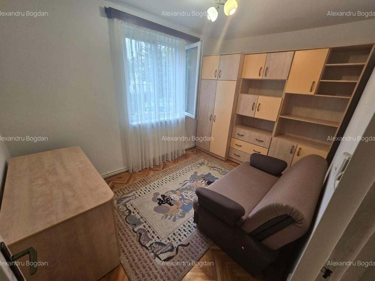 Apartament 3 camere,bloc izolat termic,70 mp, et 1 - 3