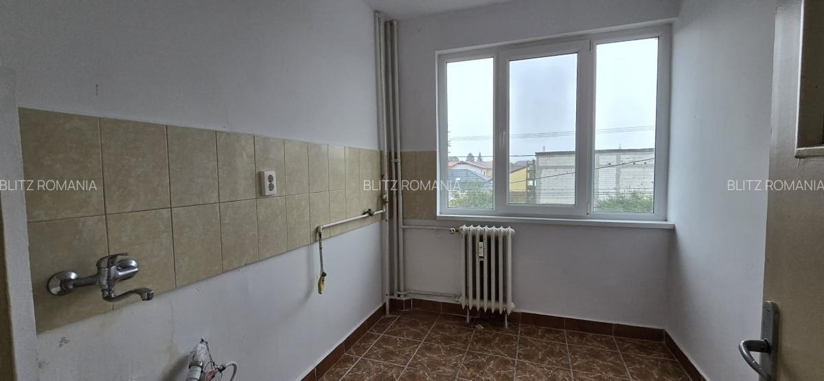 Apartament 3 camere, 61 mp, zona Cina Nord - 10