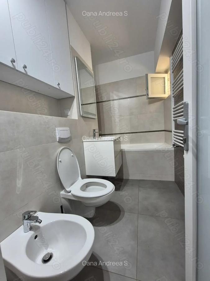 Inchiriez apartament 2 camere decom., zona ultracentrala intermediar - 3 Inchiriez apartament 2 camere decom., zona ultracentrala intermediar - 3