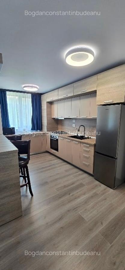 Inchiriez apartament  camere zona pescarie, intrare statiunea Mamaia - 6